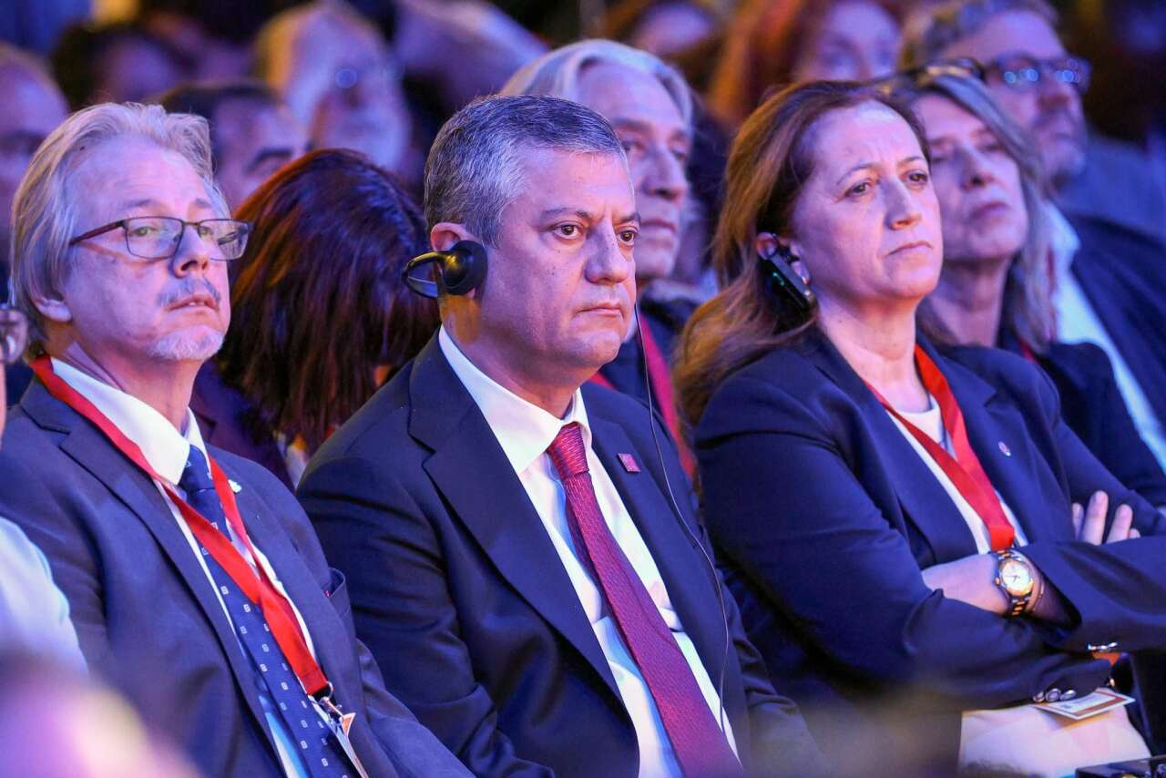 Ahmet Aras Barselona’da Küresel Toplantıya Katıldı 1